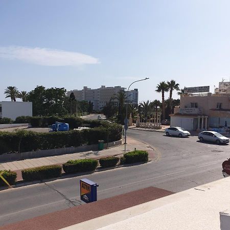 Ahoy Deluxe Apts Lejlighed Ayia Napa Eksteriør billede
