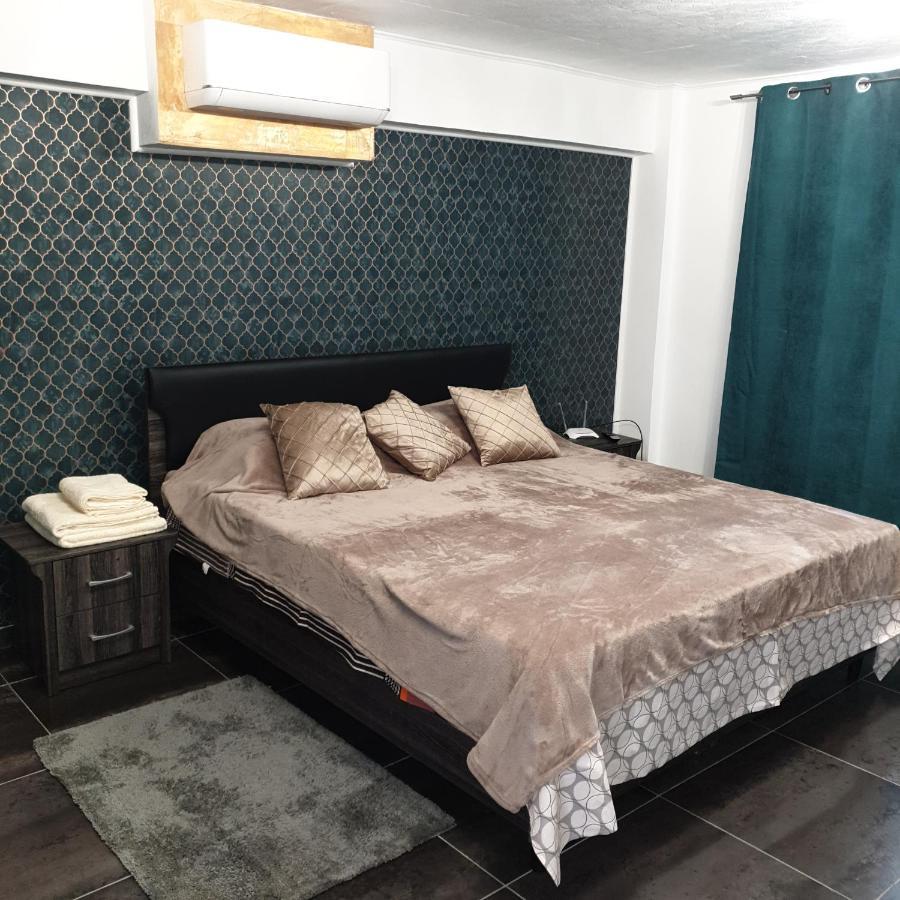 Ahoy Deluxe Apts Lejlighed Ayia Napa Eksteriør billede
